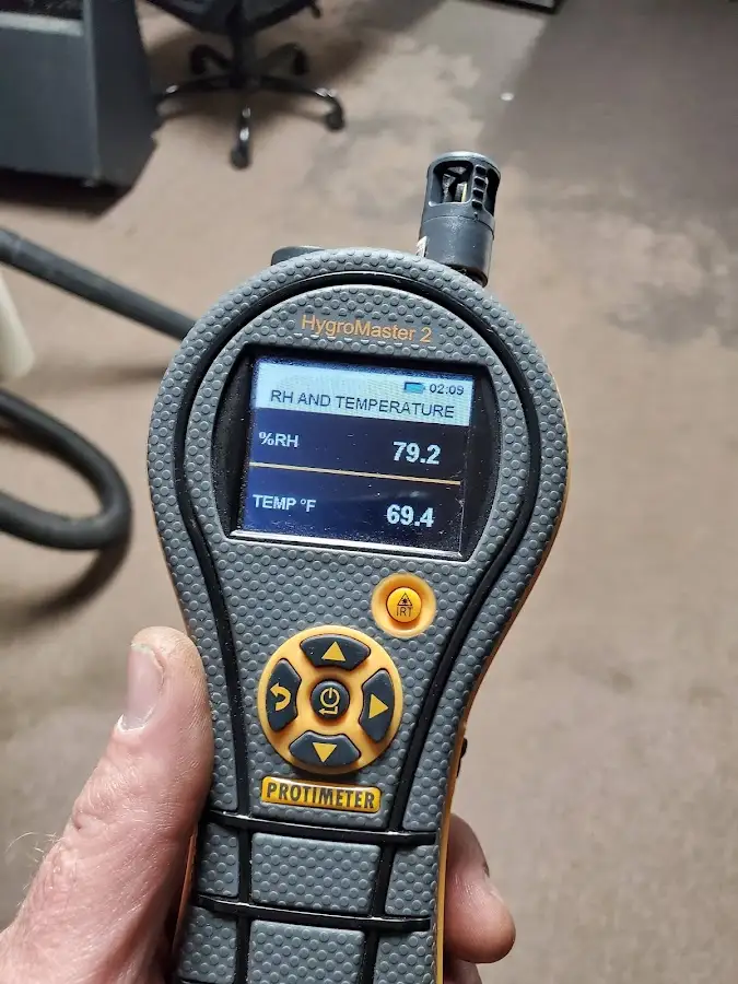 Moisture meter humidity assessment for Fire & Smoke Damage Restoration in Thousand Oaks